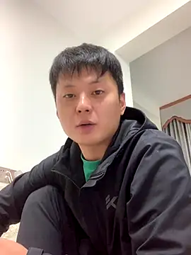 Snapshot of Acuteman chatting on 09.28.25 Acuteman online show from 09.28.25