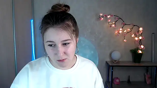 Snapshot of Milka_kamila chatting on 05.07.26 Milka kamila online show from 05.07.26