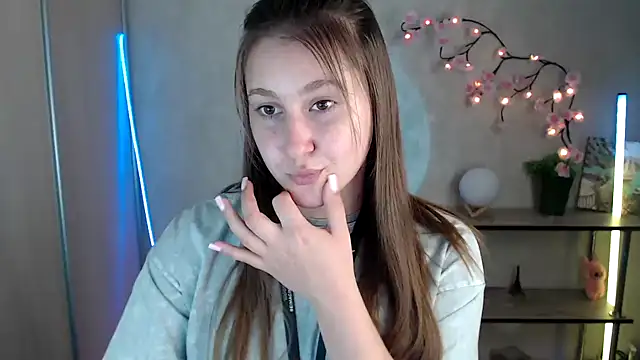 Snapshot of Milka_kamila chatting on 05.23.26 Milka kamila online show from 05.23.26