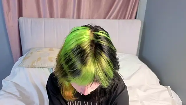 KandraCruser online show from 10.17.25