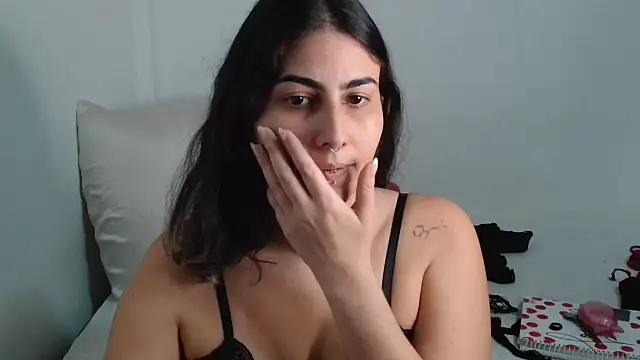 ApenasLys online show from 10.15.25