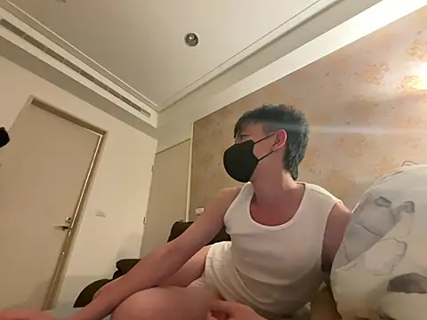 Snapshot of kaikai1335 chatting on 02.02.26 kaikai1335 online show from 02.02.26