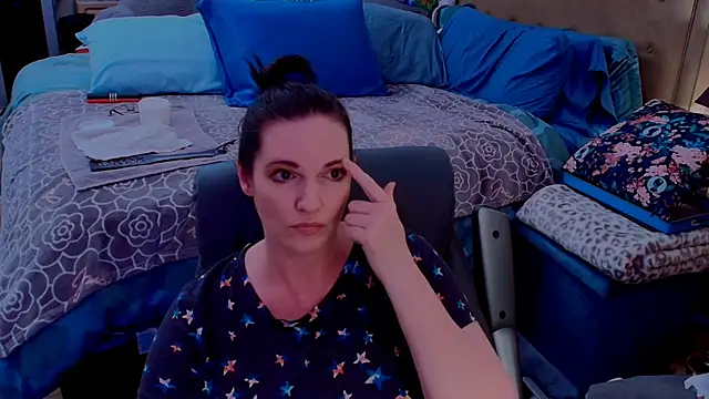 Snapshot of ninajaymes chatting on 06.17.26 ninajaymes online show from 06.17.26