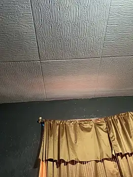 Snapshot of LiaDravenX chatting on 09.26.25 LiaDravenX online show from 09.26.25