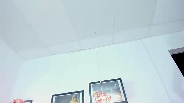 GlossyMuse online show from 10.23.25