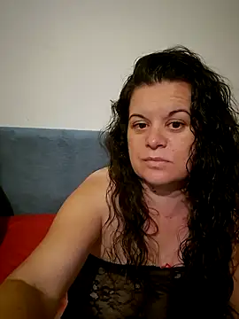 Snapshot of PerleRaree chatting on 06.13.26 PerleRaree online show from 06.13.26