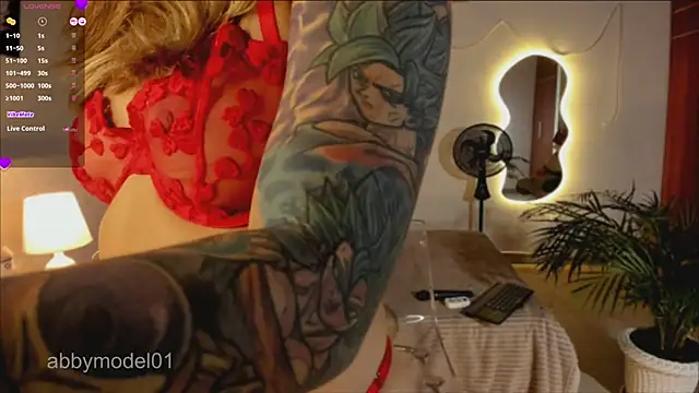 AbbyModel01 online show from 10.18.25