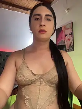 Snapshot of lola_diez chatting on 06.21.26 lola diez online show from 06.21.26