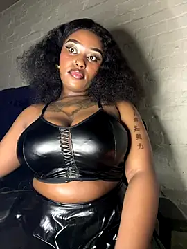 QUEEN NOBUHLE 777 online show from 10.17.25