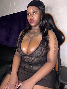 Snapshot of QUEEN_NOBUHLE_777 chatting on 02.02.26 QUEEN NOBUHLE 777 online show from 02.02.26