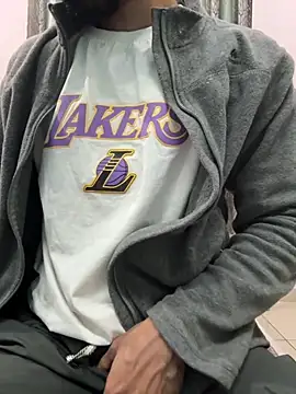 Snapshot of doctorinAction chatting on 12.04.25 doctorinAction online show from 12.04.25