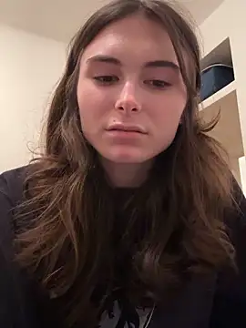 SophiiaStarr online show from 12.04.25