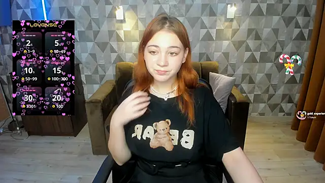 AnnaStills online show from 11.28.25