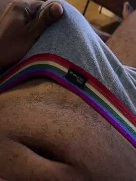 Hiuwee online show from 03.06.26