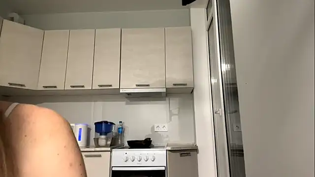 Denni Spilber online show from 09.23.25