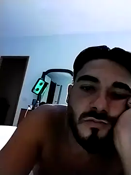 Snapshot of axsimil chatting on 09.21.25 axsimil online show from 09.21.25