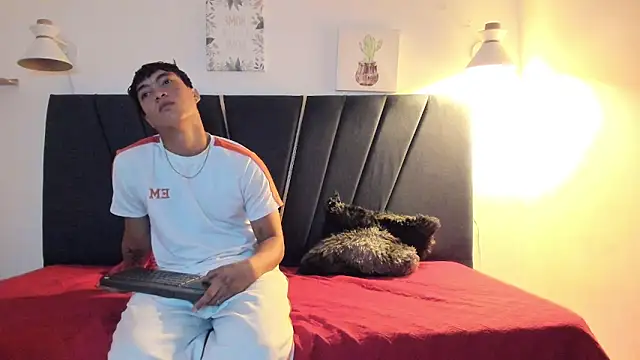 jhos cum23 online show from 04.07.26