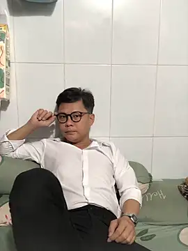 Snapshot of datnguyenvn chatting on 02.01.26 datnguyenvn online show from 02.01.26