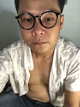 Snapshot of datnguyenvn chatting on 02.09.26 datnguyenvn online show from 02.09.26