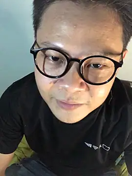 Snapshot of datnguyenvn chatting on 02.10.26 datnguyenvn online show from 02.10.26