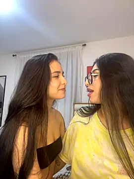 Sweet and Rous0 online show from 10.04.25