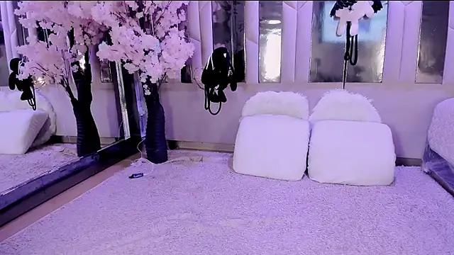 BizzyNoar online show from 11.12.25