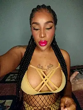 Queen Amara online show from 11.16.25