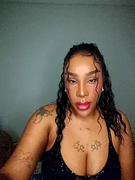 Queen Amara online show from 02.02.26