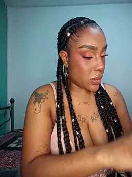 Queen Amara online show from 04.11.26