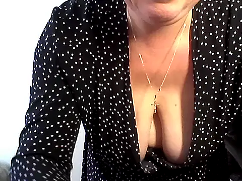 EllaLove2277 online show from 11.01.25