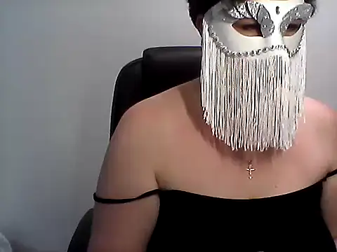 Snapshot of EllaLove2277 chatting on 06.04.26 EllaLove2277 online show from 06.04.26