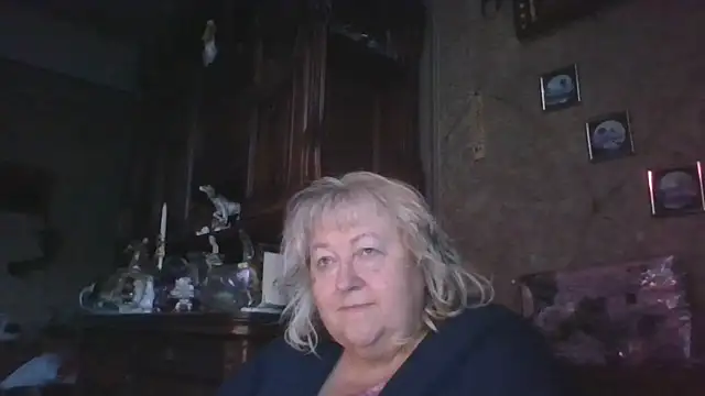 Lala-Love56 online show from 10.06.25