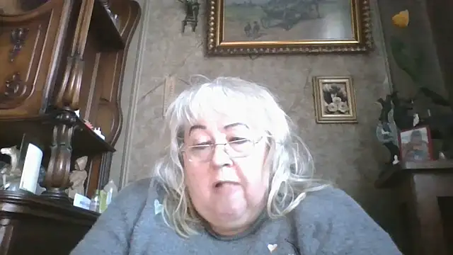 Lala-Love56 online show from 12.16.25