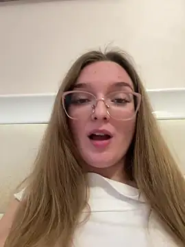 Bellatrisssaa online show from 01.11.26