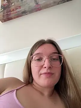 Bellatrisssaa online show from 03.13.26