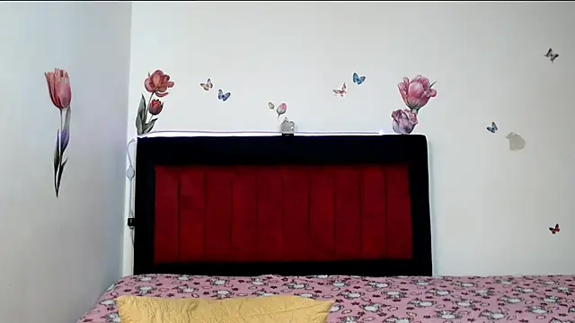 Valeryxs online show from 04.10.26