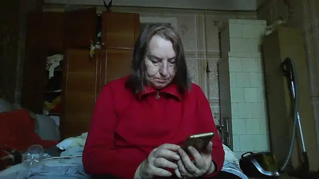 AnnaLive570 online show from 10.22.25