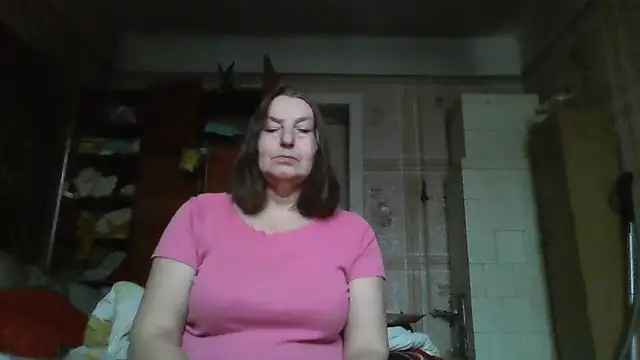 AnnaLive570 online show from 12.21.25