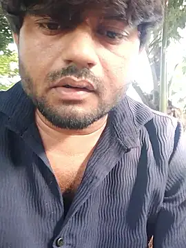 Snapshot of urhotboymeet chatting on 09.18.25 urhotboymeet online show from 09.18.25