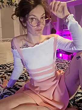 Blossom94 online show from 10.04.25