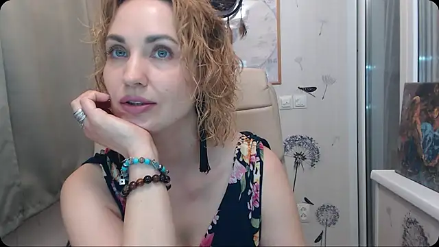 KatrinAlluring online show from 10.06.25