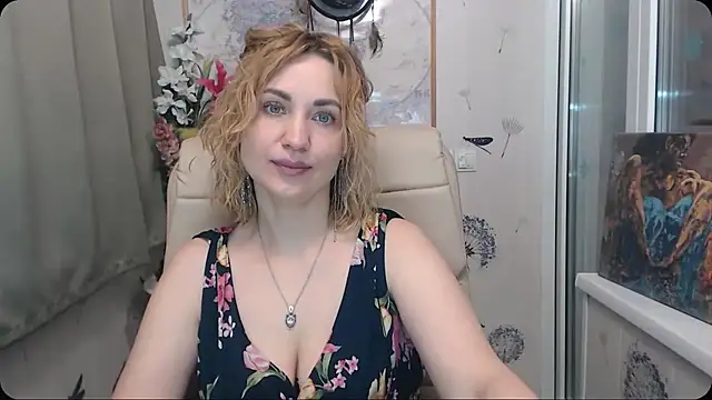 KatrinAlluring online show from 12.15.25