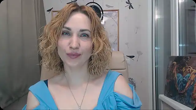 Snapshot of KatrinAlluring chatting on 01.16.26 KatrinAlluring online show from 01.16.26