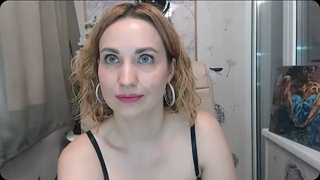 Snapshot of KatrinAlluring chatting on 02.03.26 KatrinAlluring online show from 02.03.26