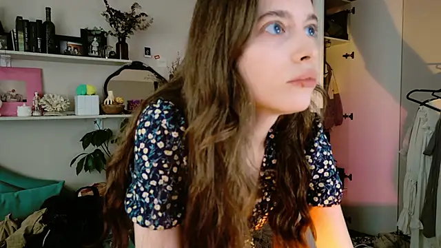 Yoka paradoXXX online show from 05.17.26
