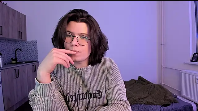 Snapshot of Derek_Shameless chatting on 02.25.26 Derek Shameless online show from 02.25.26