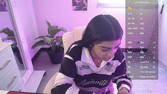 Snapshot of amarasilk_ chatting on 06.06.26 amarasilk online show from 06.06.26