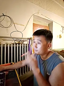 Snapshot of Fengbaby-555 chatting on 09.12.25 Fengbaby-555 online show from 09.12.25