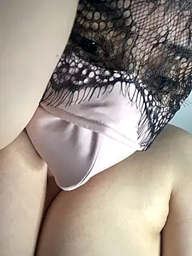 Snapshot of Newpussy_at_strip chatting on 09.21.25 Newpussy at strip online show from 09.21.25