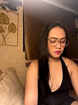 yourdevilsweettsx online show from 11.08.25